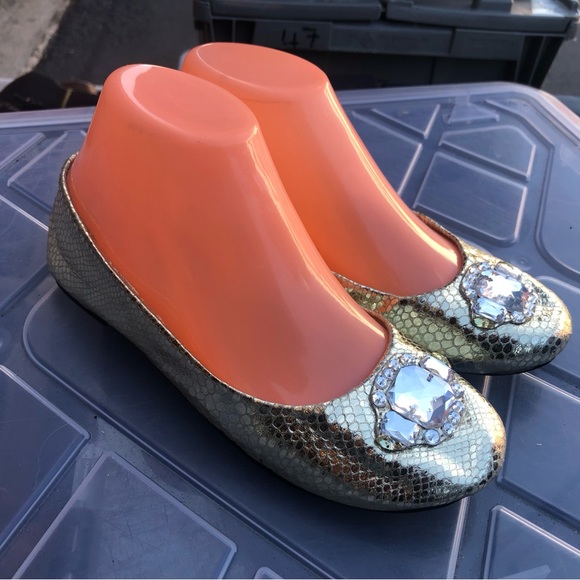 Xhilaration Girl's Glitters Golden with Large Stone Ballet Slip On Shoes Size 4 - Picture 1 of 15
